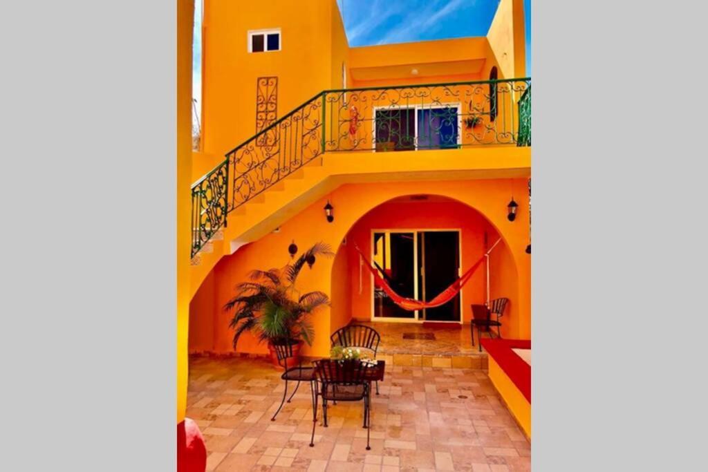 Casa El Flamboyan Dentro De La Ciudad Amurallada แคมเปเช ภายนอก รูปภาพ