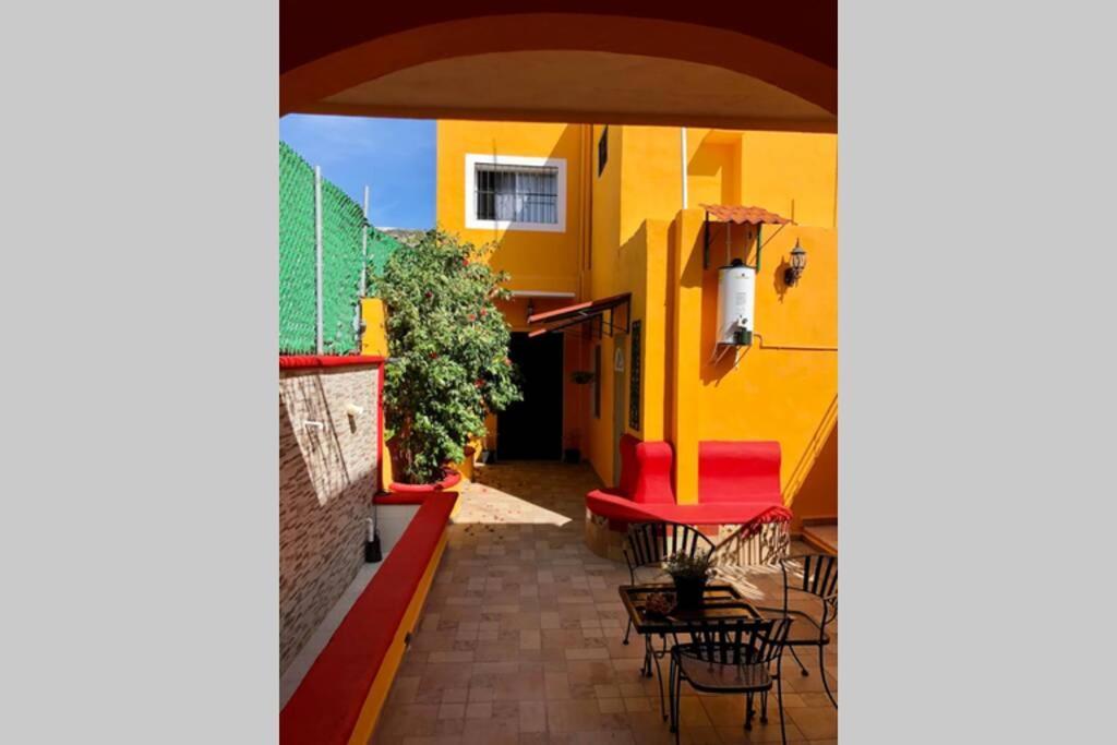 Casa El Flamboyan Dentro De La Ciudad Amurallada แคมเปเช ภายนอก รูปภาพ